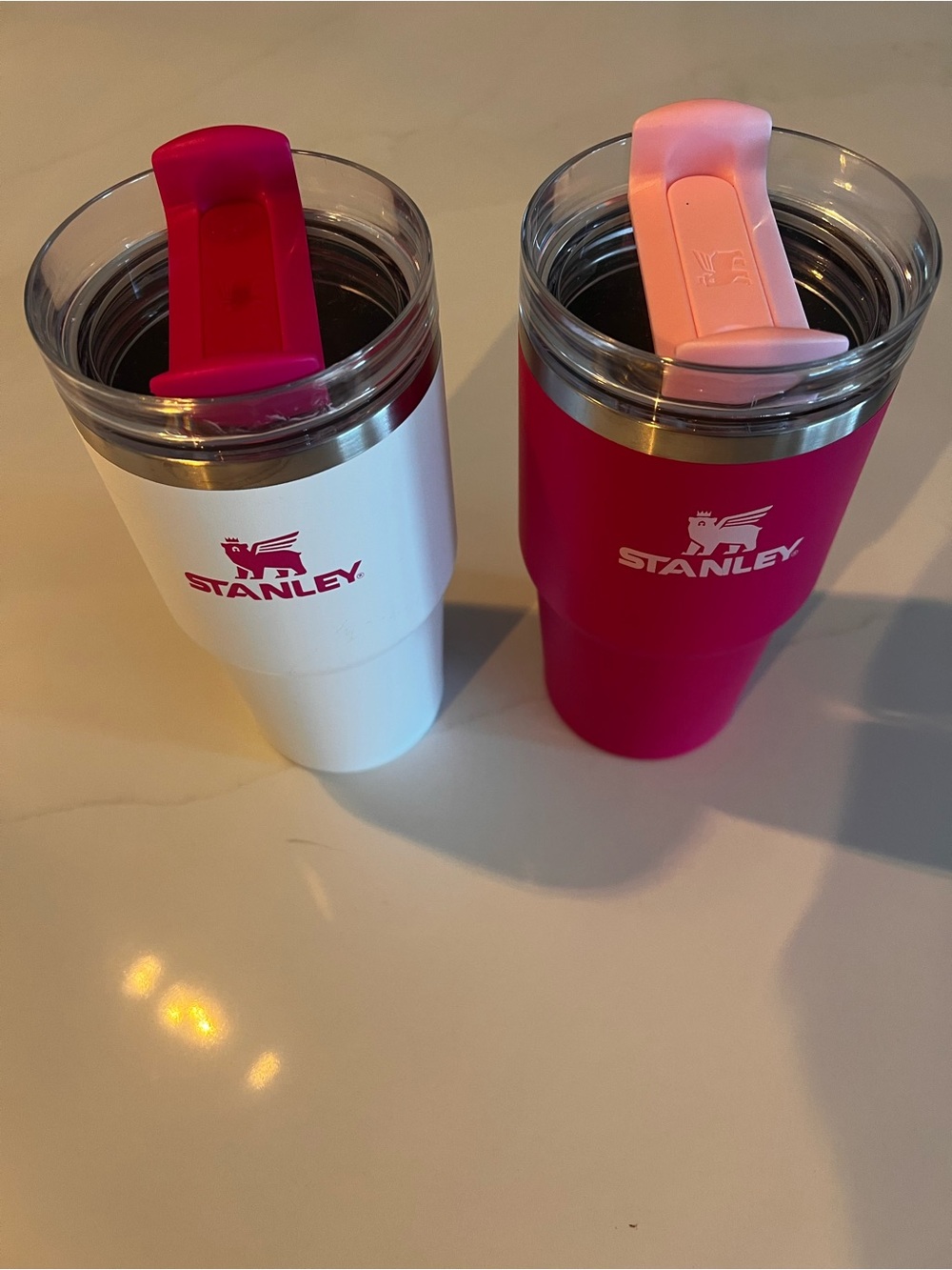 Stanley White Tumbler with Red Accent - Picture 2 of 16